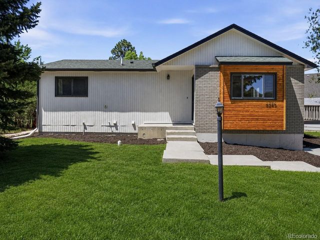 2249 3rd St SW, Loveland, CO 80537