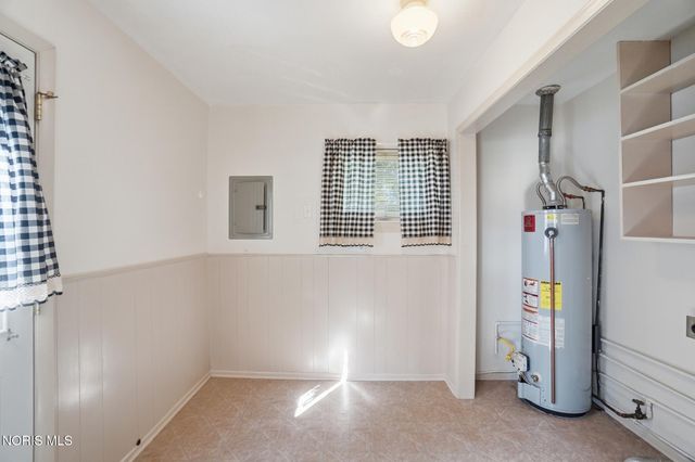 1221 Scott Street, Maumee, OH 43537