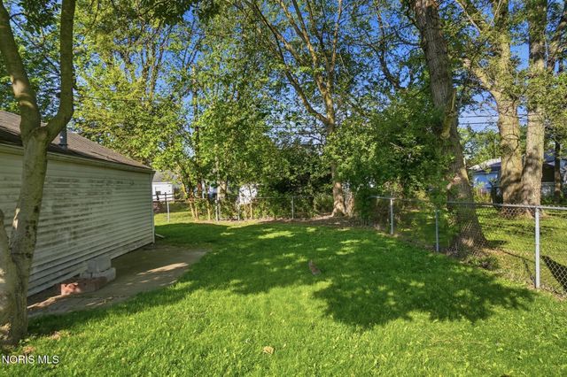 1221 Scott Street, Maumee, OH 43537