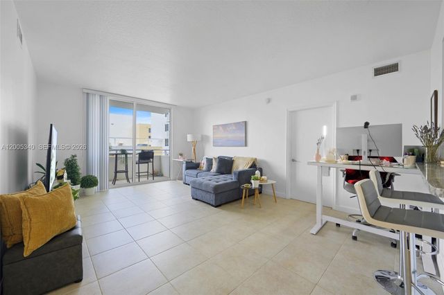 18800 NE 29th Ave 526, Aventura, FL 33180