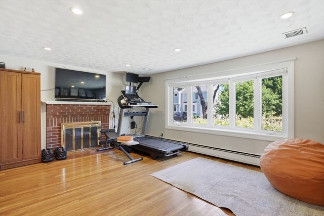 100 Westland Ave, Newton, MA 02465