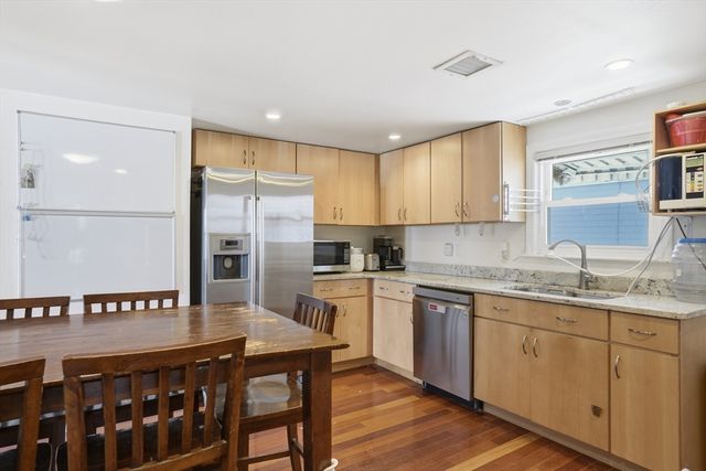 100 Westland Ave, Newton, MA 02465