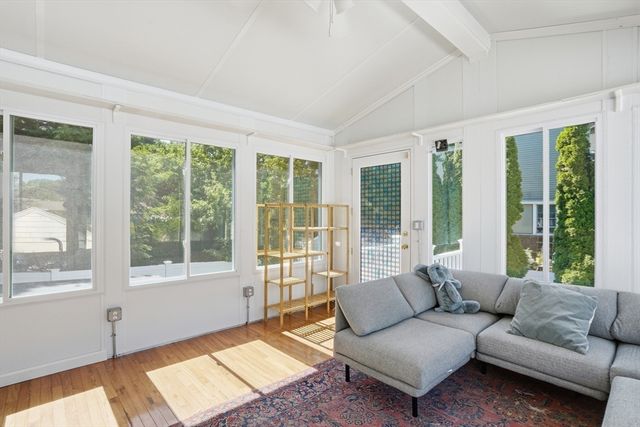 100 Westland Ave, Newton, MA 02465