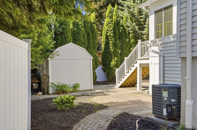 100 Westland Ave, Newton, MA 02465
