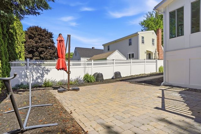 100 Westland Ave, Newton, MA 02465
