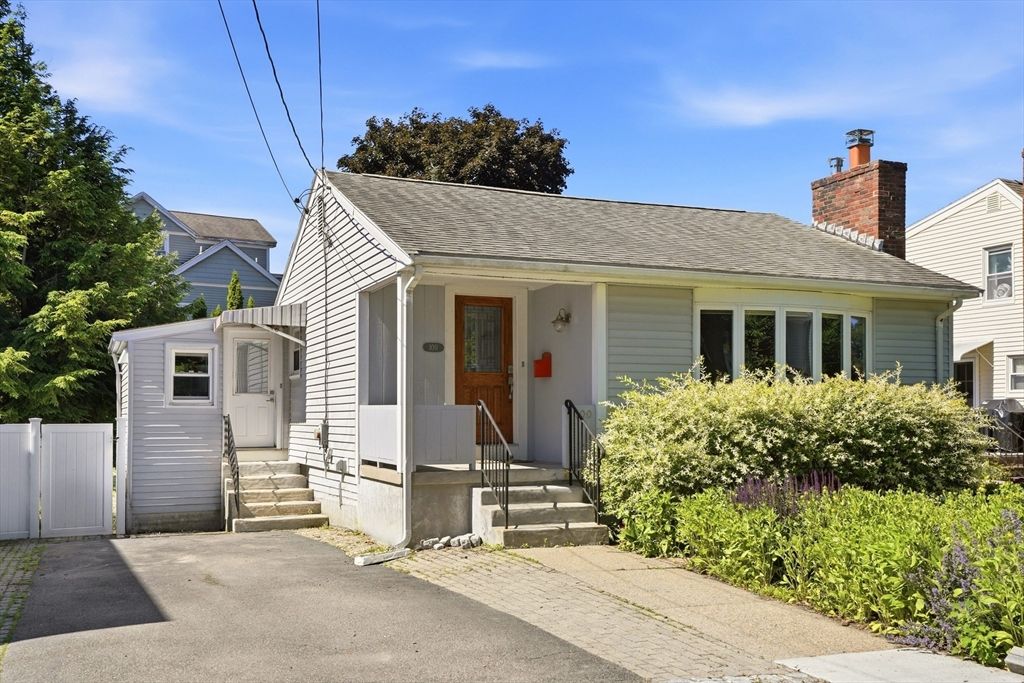100 Westland Ave, Newton, MA 02465