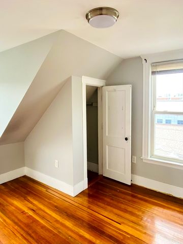 3 Raymond Rd 3, Salem, MA 01970