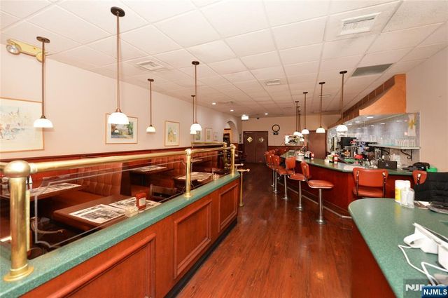 177-195 Ridgewood Avenue, Ridgewood, NJ 07450