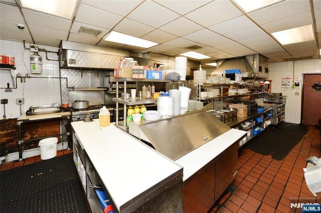 177-195 Ridgewood Avenue, Ridgewood, NJ 07450