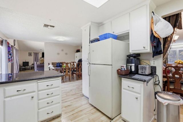 1980 Pebblewood Drive, Sacramento, CA 95833