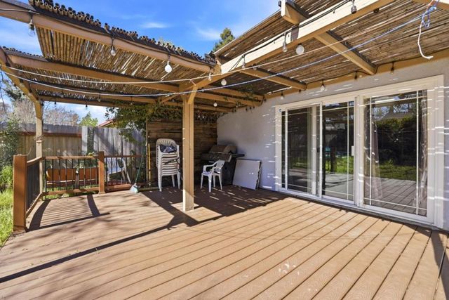 1980 Pebblewood Drive, Sacramento, CA 95833