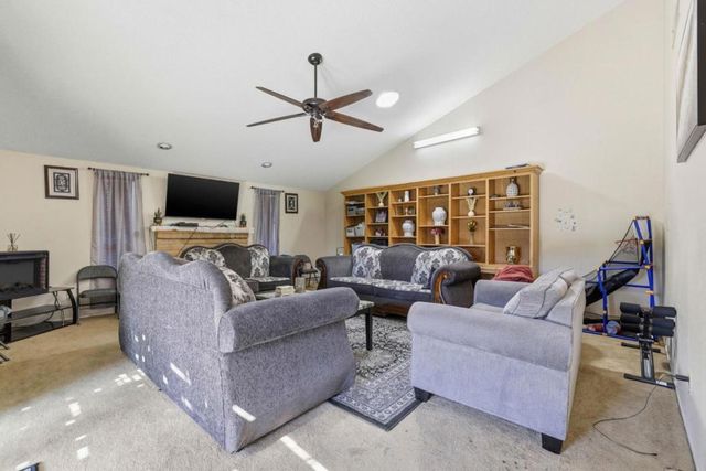 1980 Pebblewood Drive, Sacramento, CA 95833