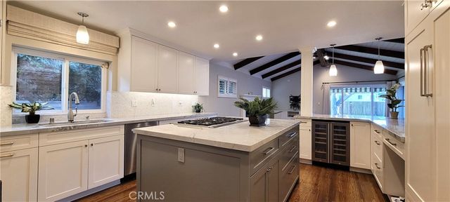 1320 21st, Manhattan Beach, CA 90266