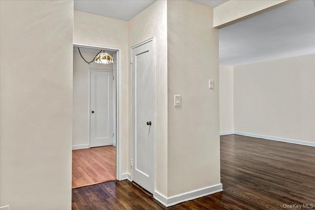 70 S Park Avenue 204, Rockville Centre, NY 11570