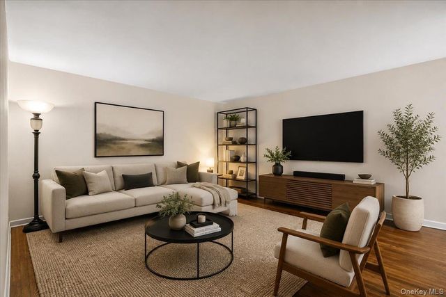 70 S Park Avenue 204, Rockville Centre, NY 11570