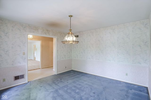 5459 Hedgerow Drive, Indianapolis, IN 46226