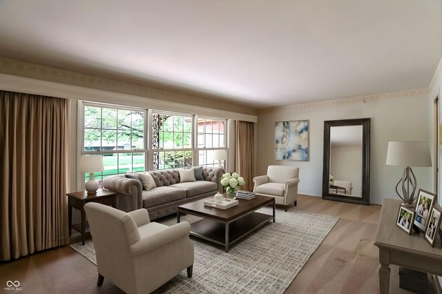 5459 Hedgerow Drive, Indianapolis, IN 46226