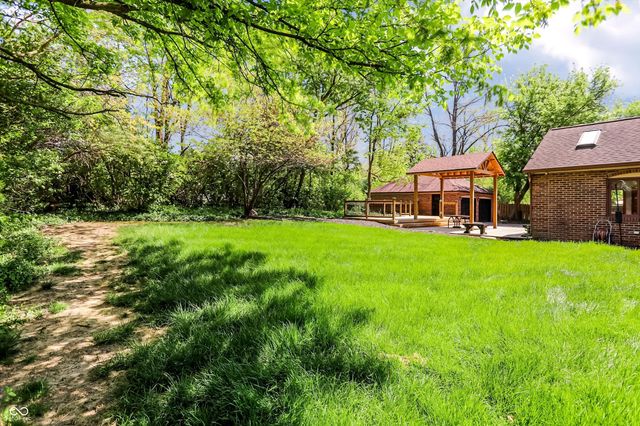 5459 Hedgerow Drive, Indianapolis, IN 46226