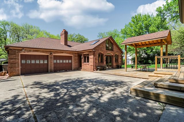 5459 Hedgerow Drive, Indianapolis, IN 46226
