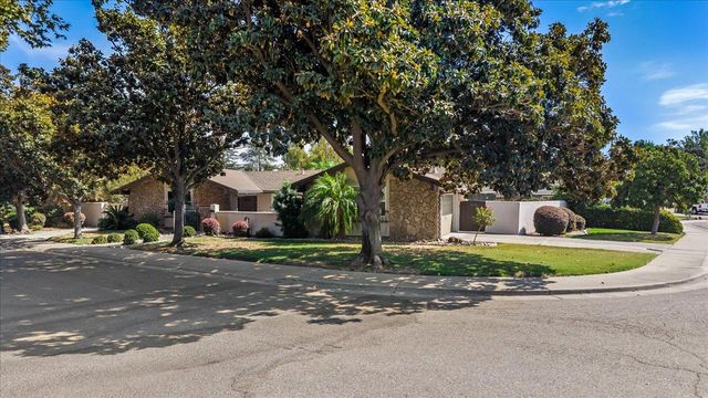 3520 PORTAGE Plz, Stockton, CA 95219