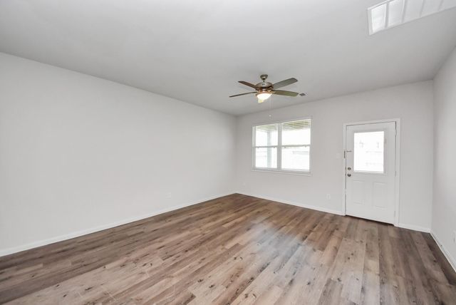 4911 Yellow Ginko Trail, Spring, TX 77373
