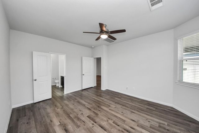 4911 Yellow Ginko Trail, Spring, TX 77373
