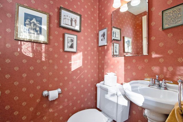 208 W Prospect Street, Marshall, MI 49068