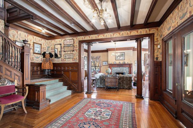 208 W Prospect Street, Marshall, MI 49068