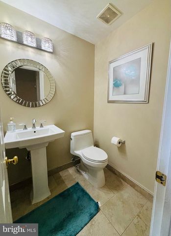 2062 MADRILLON RD, Vienna, VA 22182