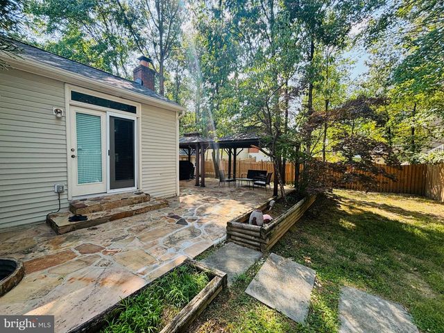 2062 MADRILLON RD, Vienna, VA 22182