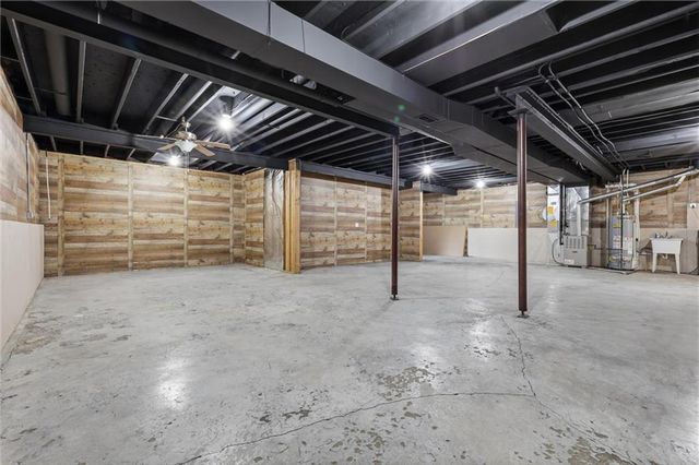 1060 N Sumac Street, Olathe, KS 66061