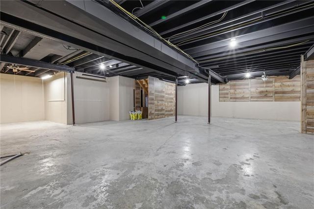 1060 N Sumac Street, Olathe, KS 66061