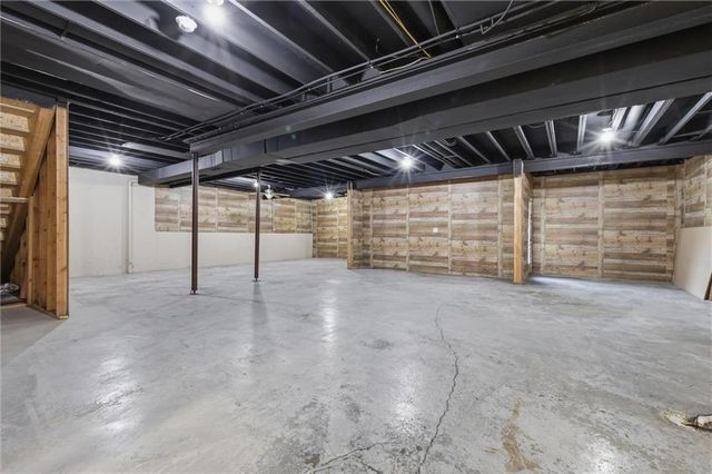 1060 N Sumac Street, Olathe, KS 66061