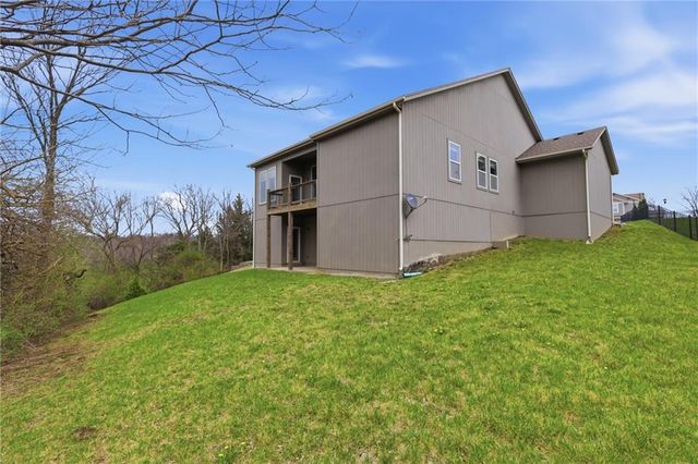 1060 N Sumac Street, Olathe, KS 66061