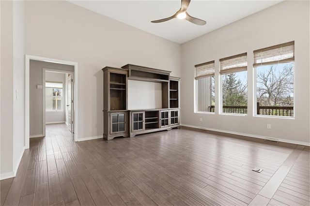 1060 N Sumac Street, Olathe, KS 66061