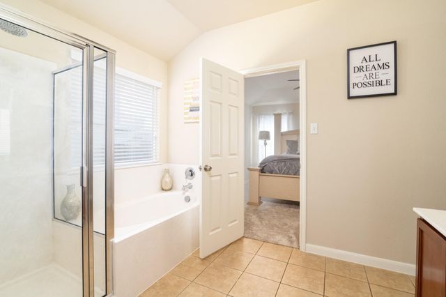 125 Voyager CV, Kyle, TX 78640