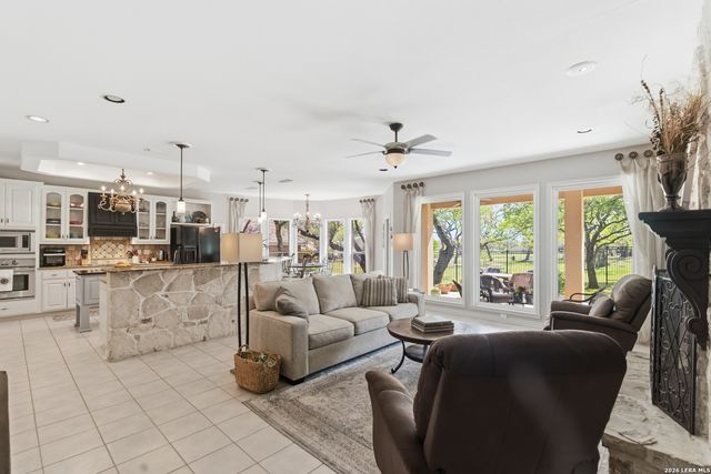 29615 Fairway Bluff, Fair Oaks Ranch, TX 78015