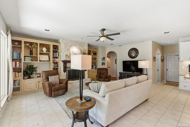 29615 Fairway Bluff, Fair Oaks Ranch, TX 78015