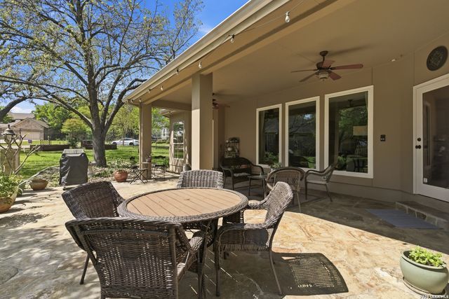 29615 Fairway Bluff, Fair Oaks Ranch, TX 78015