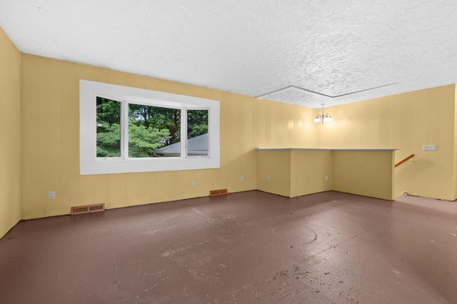 5370 N 24th Street, Kalamazoo, MI 49004