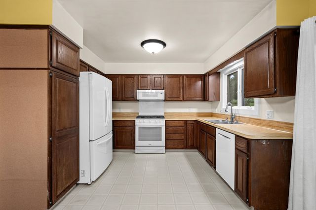 5370 N 24th Street, Kalamazoo, MI 49004