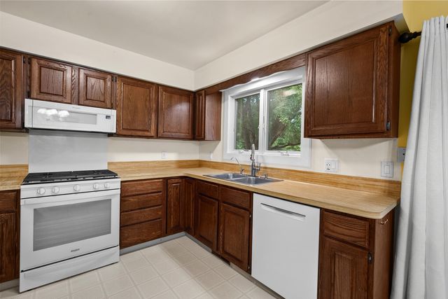 5370 N 24th Street, Kalamazoo, MI 49004