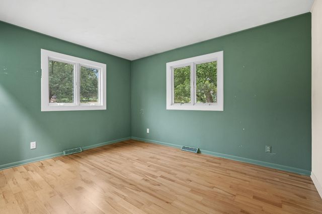 5370 N 24th Street, Kalamazoo, MI 49004