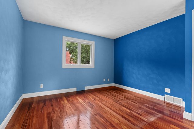 5370 N 24th Street, Kalamazoo, MI 49004