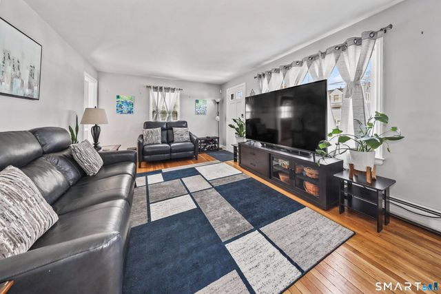 50 Ferndale Avenue, Waterbury, CT 06708