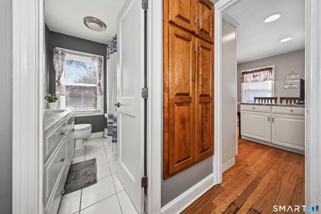 50 Ferndale Avenue, Waterbury, CT 06708