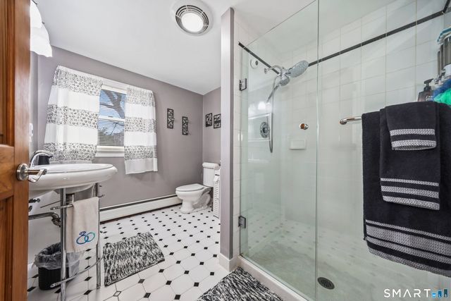 50 Ferndale Avenue, Waterbury, CT 06708