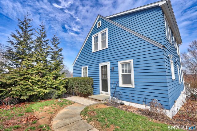 50 Ferndale Avenue, Waterbury, CT 06708