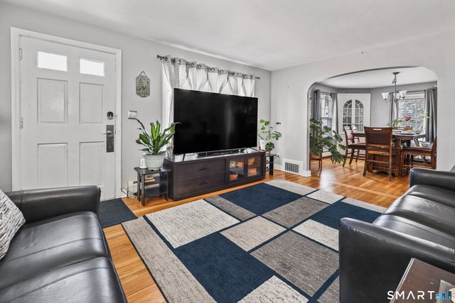 50 Ferndale Avenue, Waterbury, CT 06708