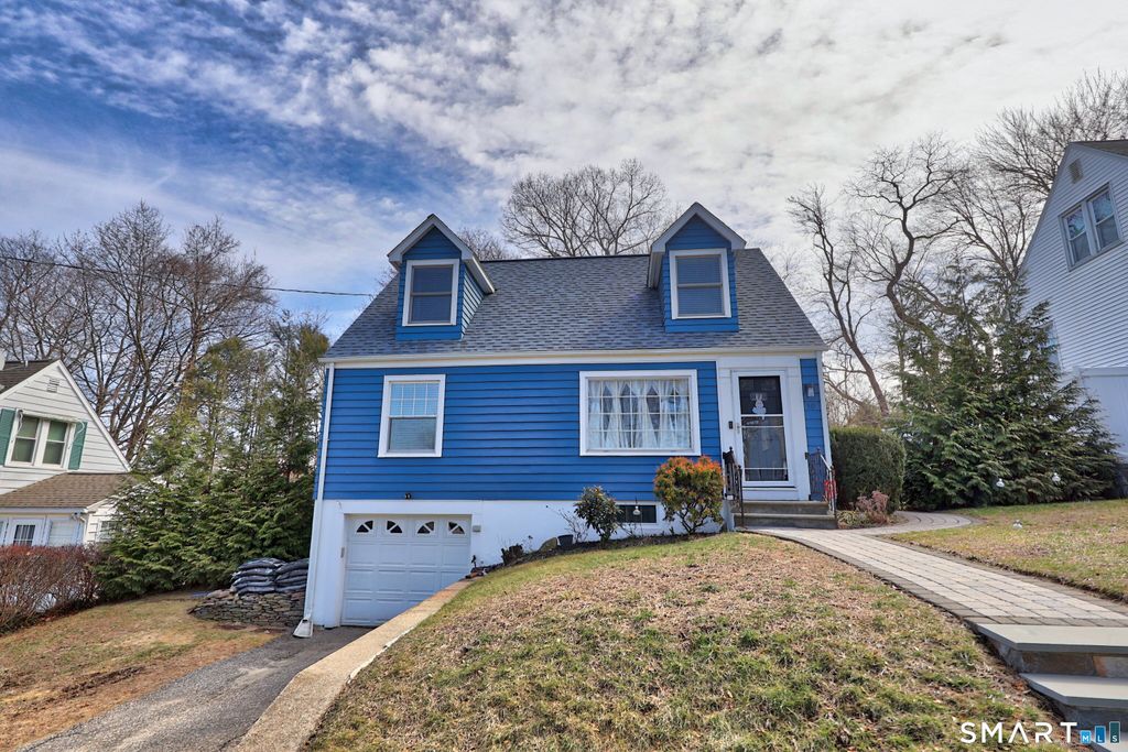 50 Ferndale Avenue, Waterbury, CT 06708